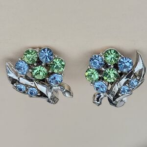 Vintage Crystal Blue & Green Silver Tone Clip On Earrings Flower Leaf